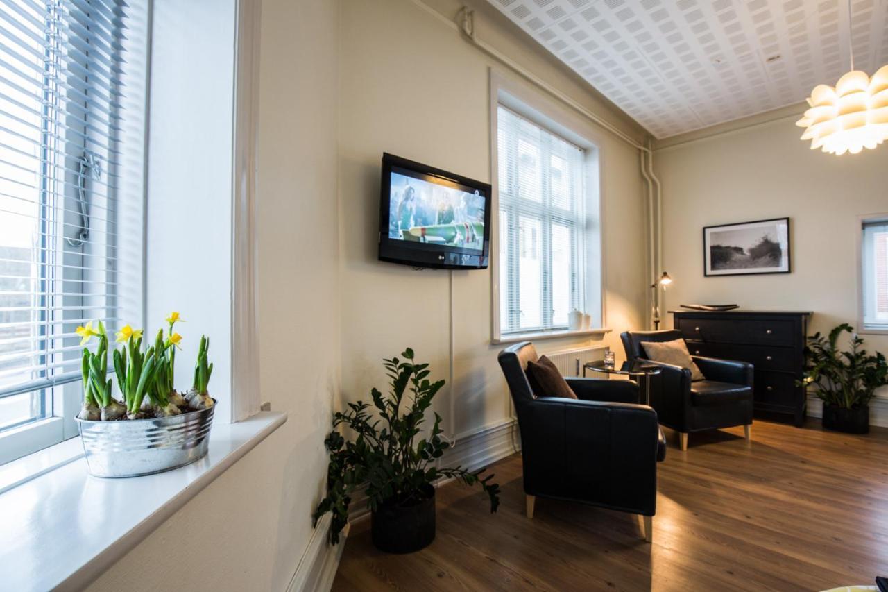Bed & Breakfast Хольстебро Экстерьер фото