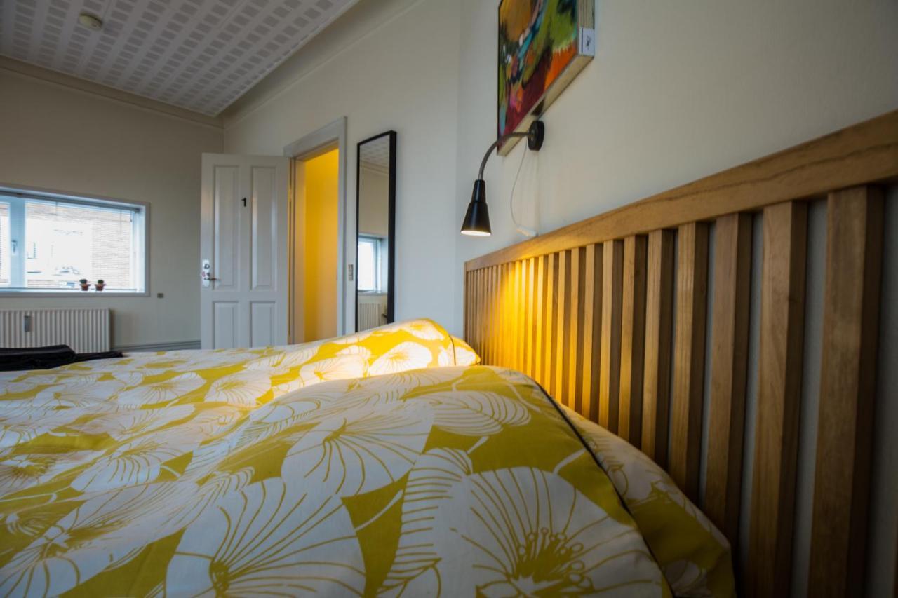 Bed & Breakfast Хольстебро Экстерьер фото